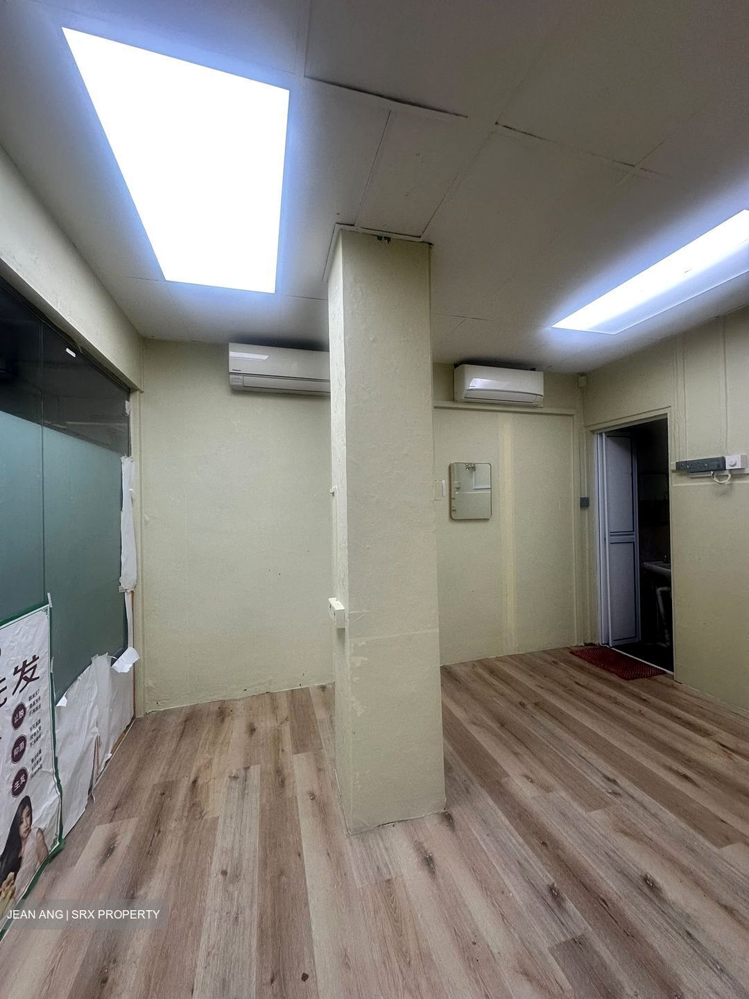 Jurong East Sports & Cultural Centre (D22), Shop House #585204071